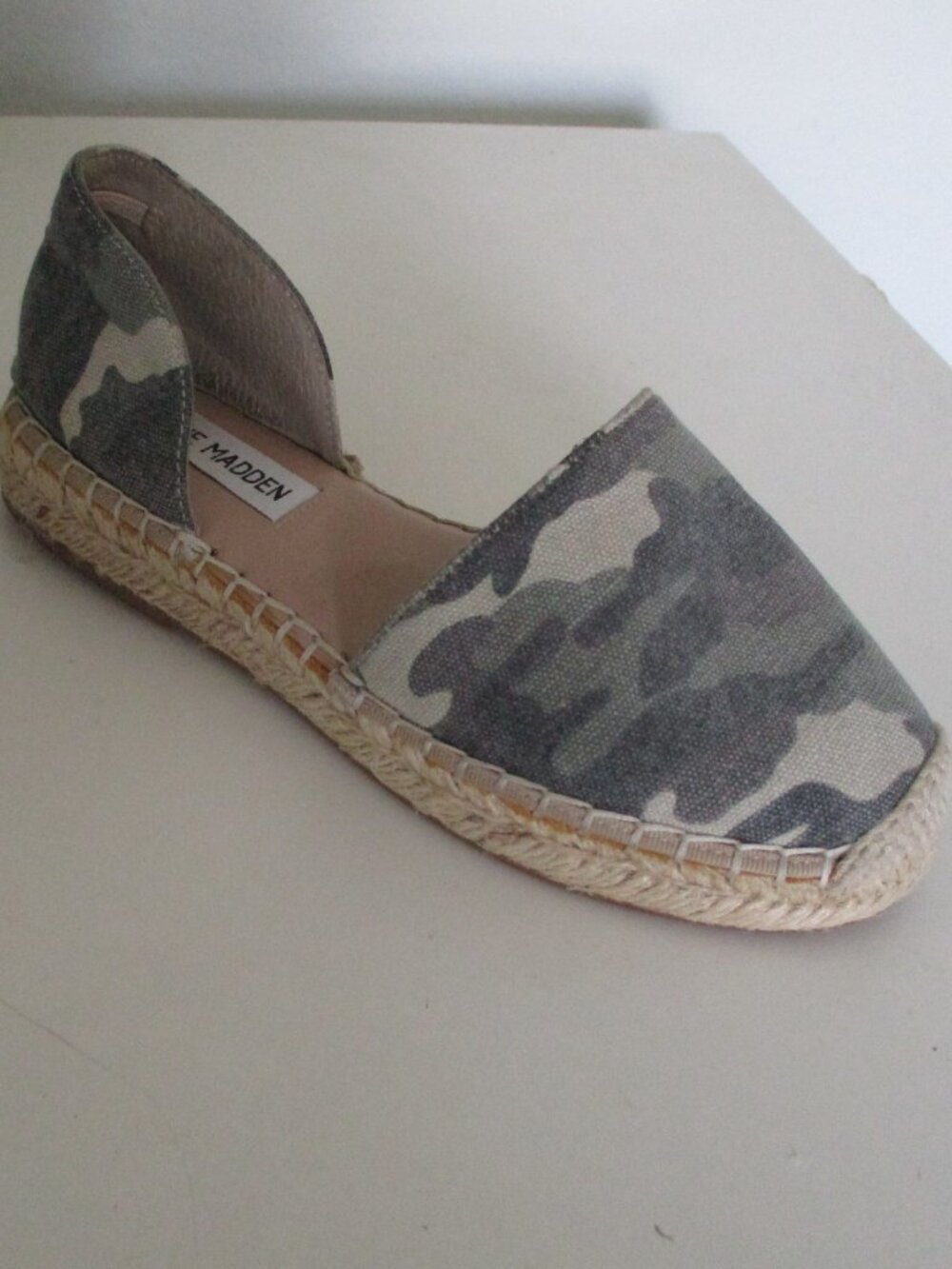 Steve Madden Amethyst Womens Green Camouflage Canvas Flat Espadrille NWOB-5.5M